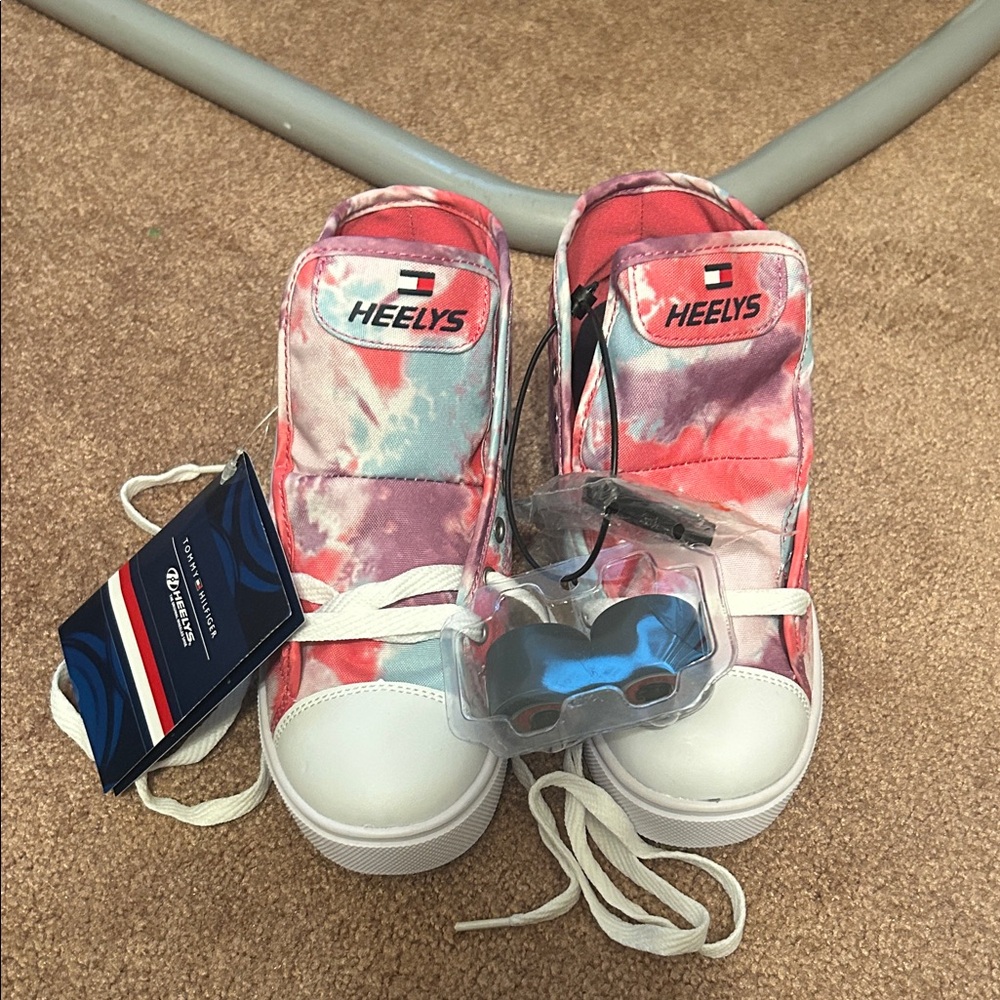 Heelys Colorful Tie-Dye Skate Shoes